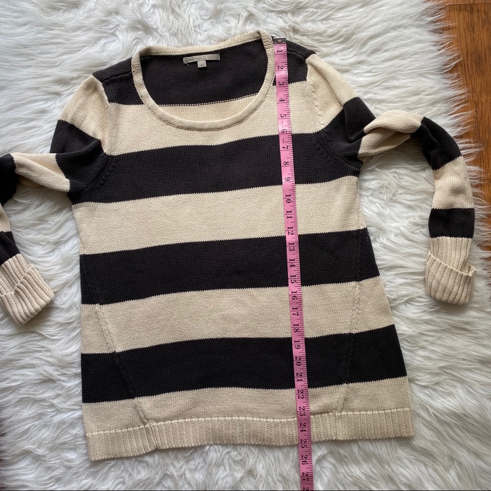 🔥SOLD🔥Gap Striped Knit Sweater Gray Cream Size Medium - Picture 9 of 14